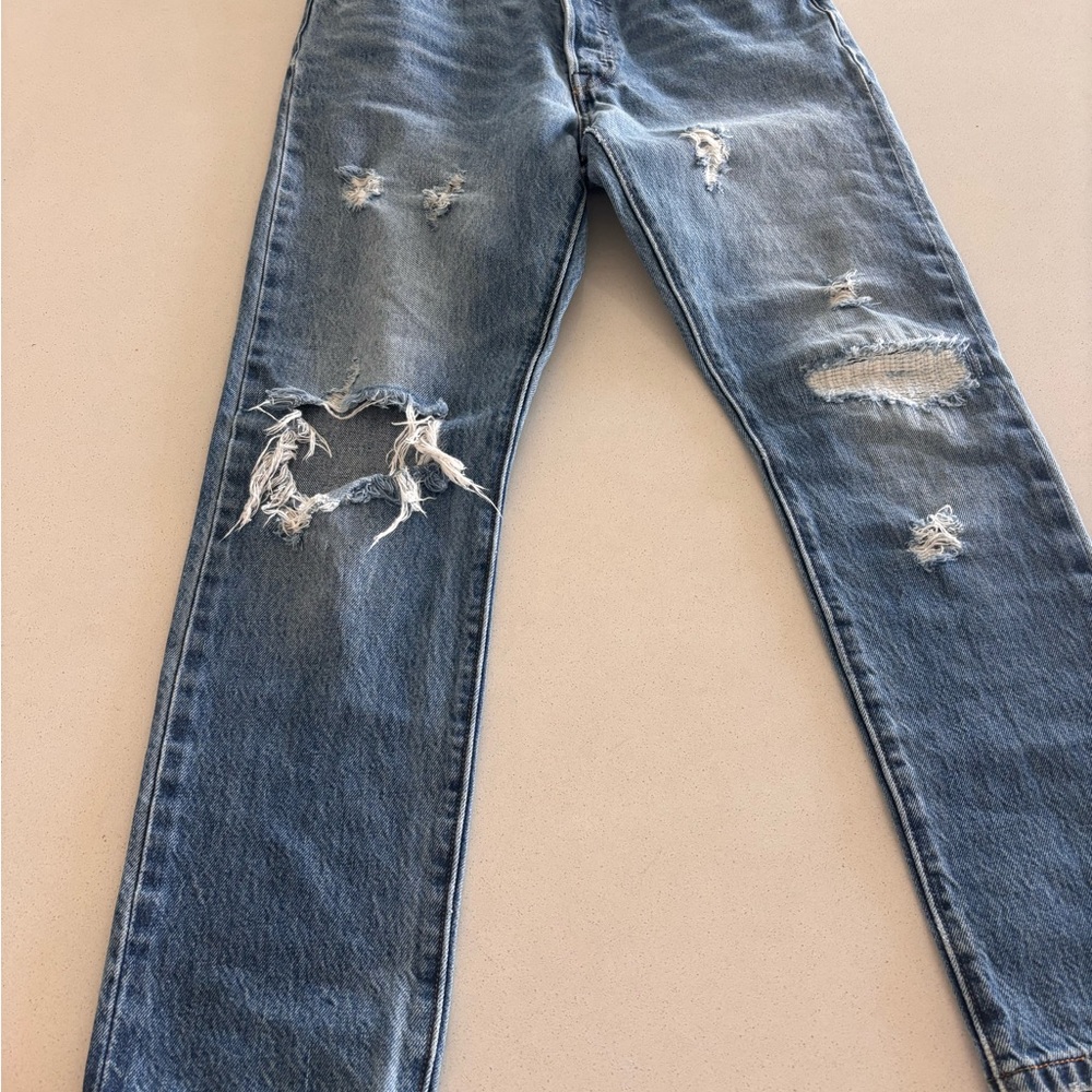 Levi's White Oak Cone denim Women's Distressed 501 Jeans - Blue 29